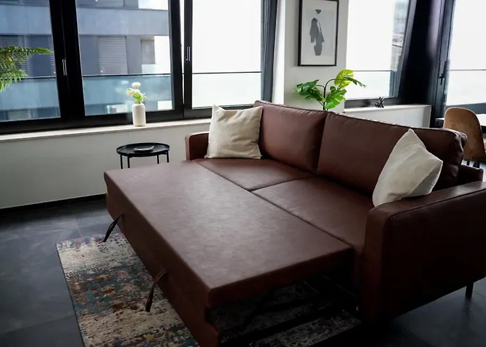 Appartement De Luxe 1 Chambre A Coucher, Centre Commercial, Piscine Et Fitness