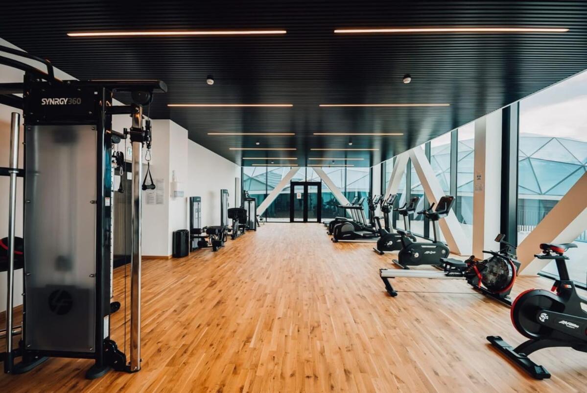 De Luxe 1 A Coucher, Centre Commercial, Piscine Et Fitness Апартаменты *