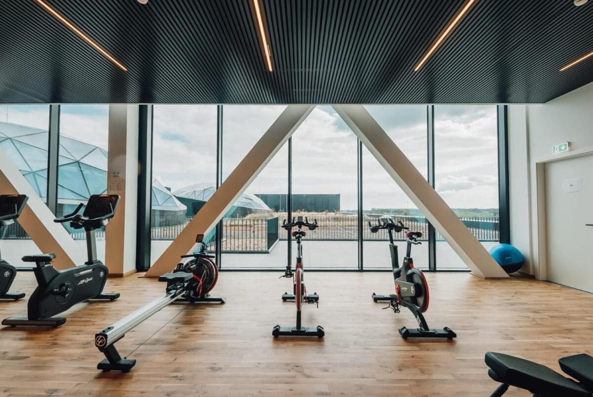 De Luxe 1 A Coucher, Centre Commercial, Piscine Et Fitness Апартаменты *